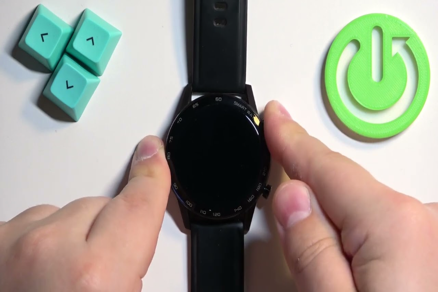 Rohs Smart Watch